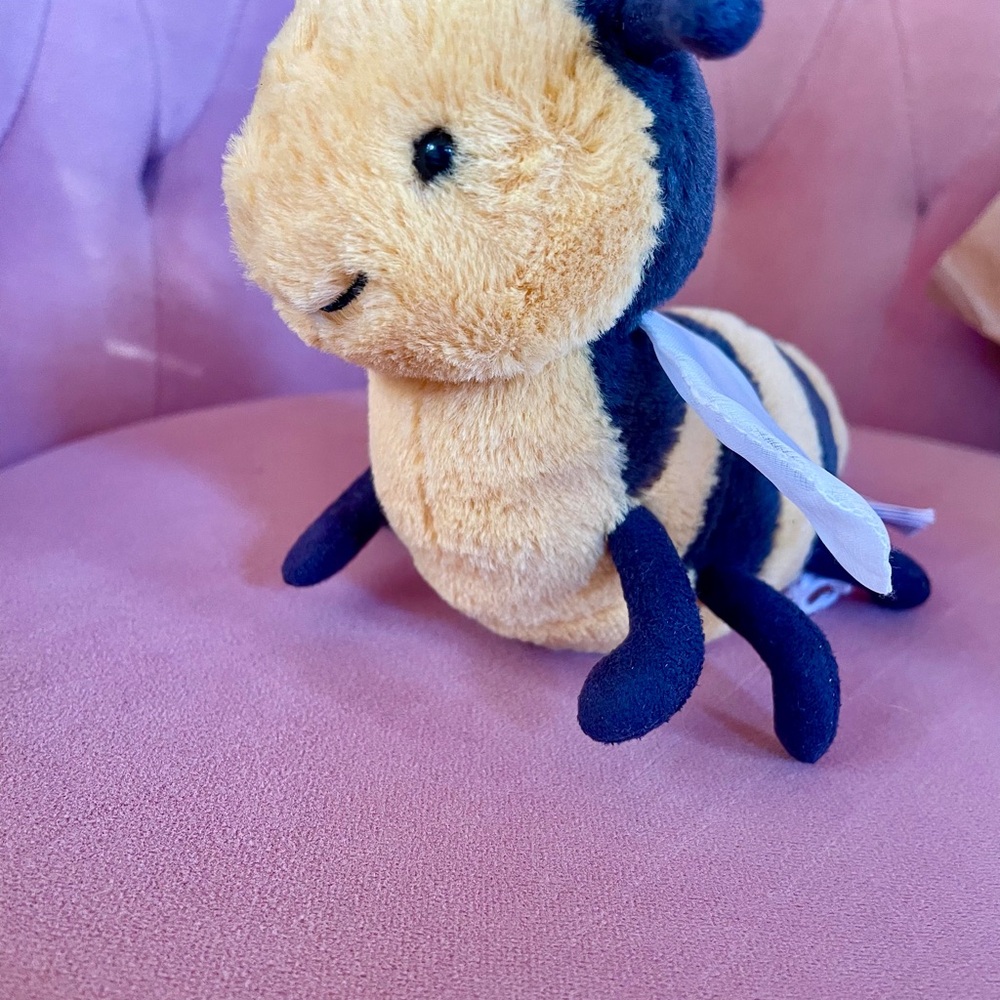 Jellycat Brynlee Bee RETIRED Plush Toy vintage rare